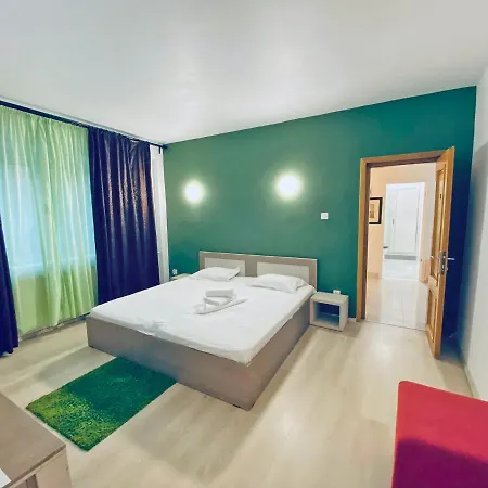 The Lincoln - Shabbat Friendly * Bucarest