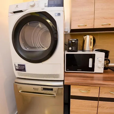 The Lincoln - Shabbat Friendly