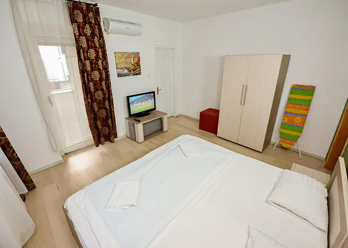 The Lincoln - Shabbat Friendly