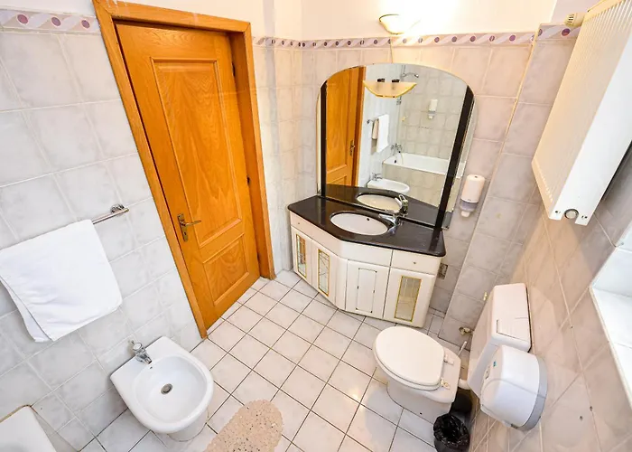 The Lincoln - Shabbat Friendly Bucharest