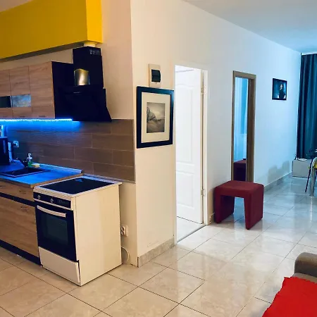 The Lincoln - Shabbat Friendly