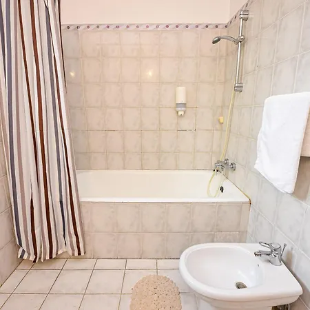 Apartamento The Lincoln - Shabbat Friendly Bucareste